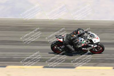 media/May-10-2025-Race Pace (Sat) [[db32fef2da]]/Vested/3-Bowl Set 1 (9am)/